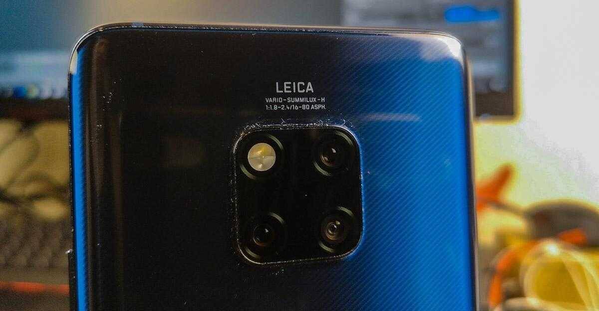 Мнение о Huawei Mate 20 Pro 18 Задняя камера смартфона с четырьмя объективами и логотипом LEICA