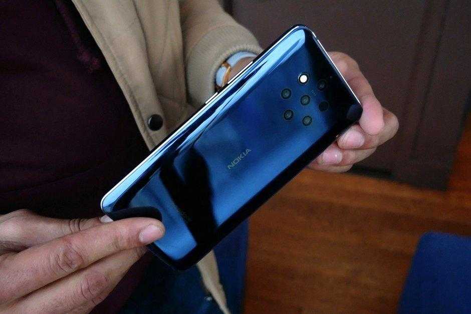 MWC 2019. Nokia 9 PureView: первый в мире смартфон с 5-ю камерами 10 Nokia 9 PureView Hands On 7