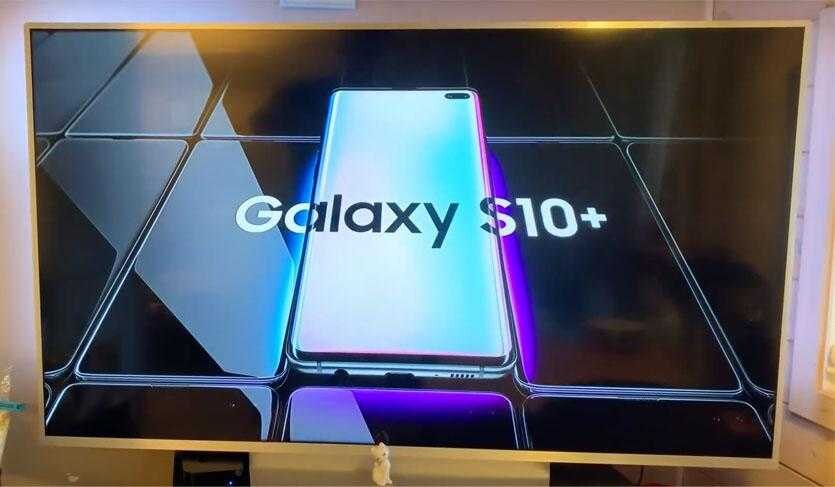 Samsung Galaxy S10 и беспроводные наушники Galaxy Buds засветились на видео 2 galaxy s10plus 2