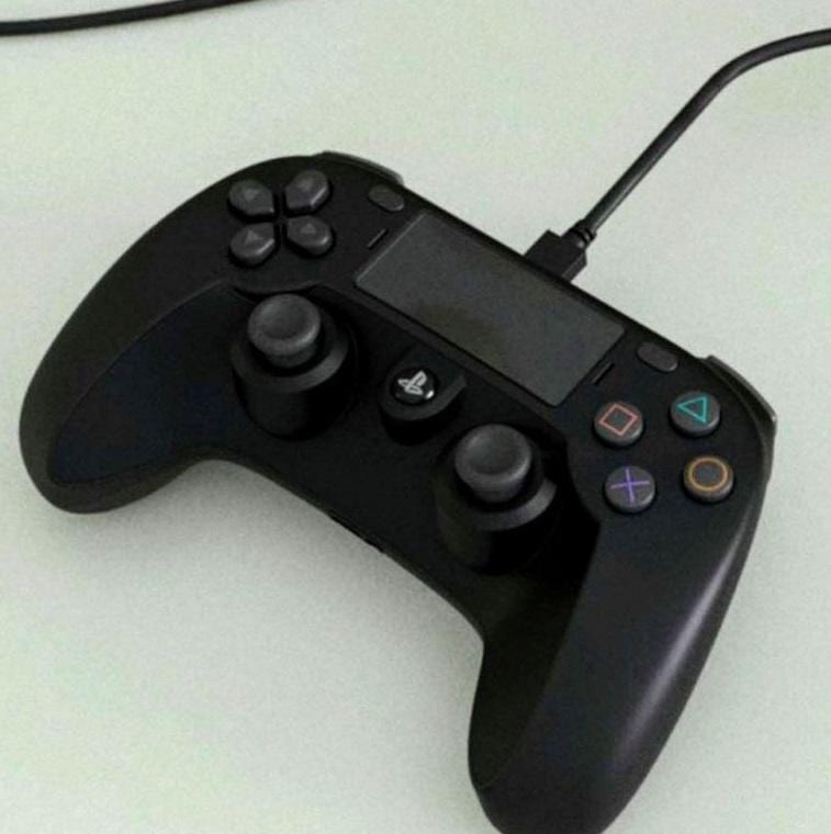 В Сеть утекли фотографии DUALSHOCK 5 5 115391 o