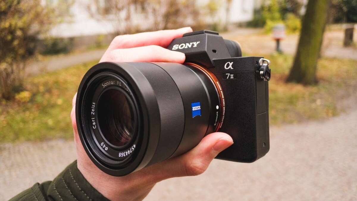 a7 ii front