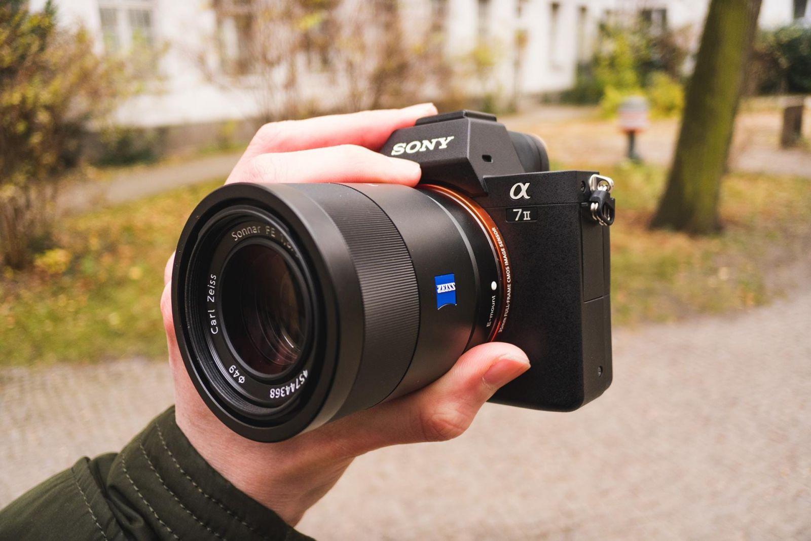 Sony обновила ПО для камер α9 и α7 множеством возможностей для съемки 9 a7 ii front