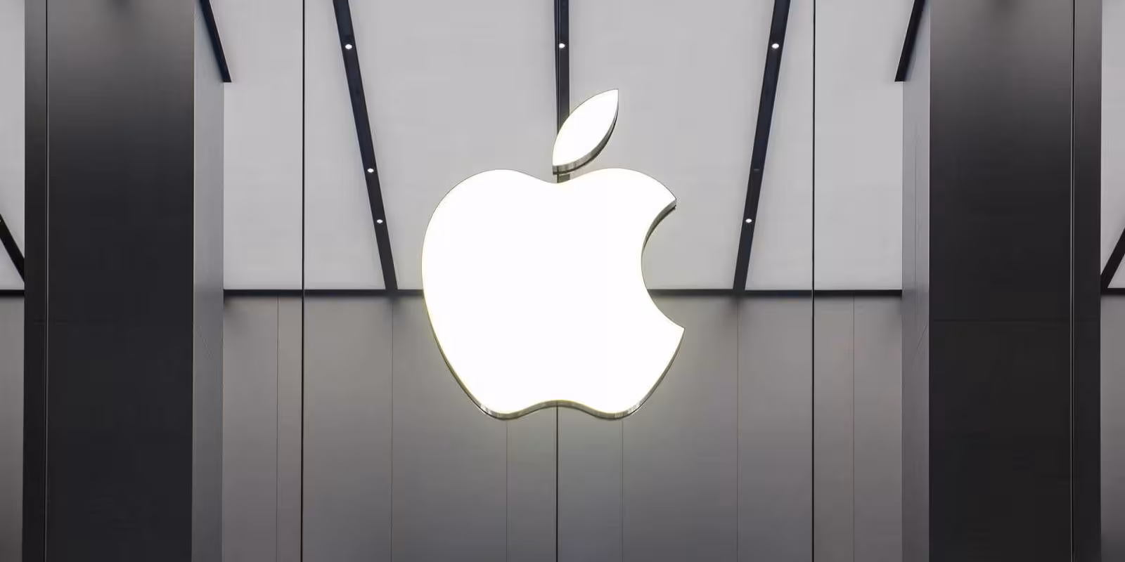 apple logo feat