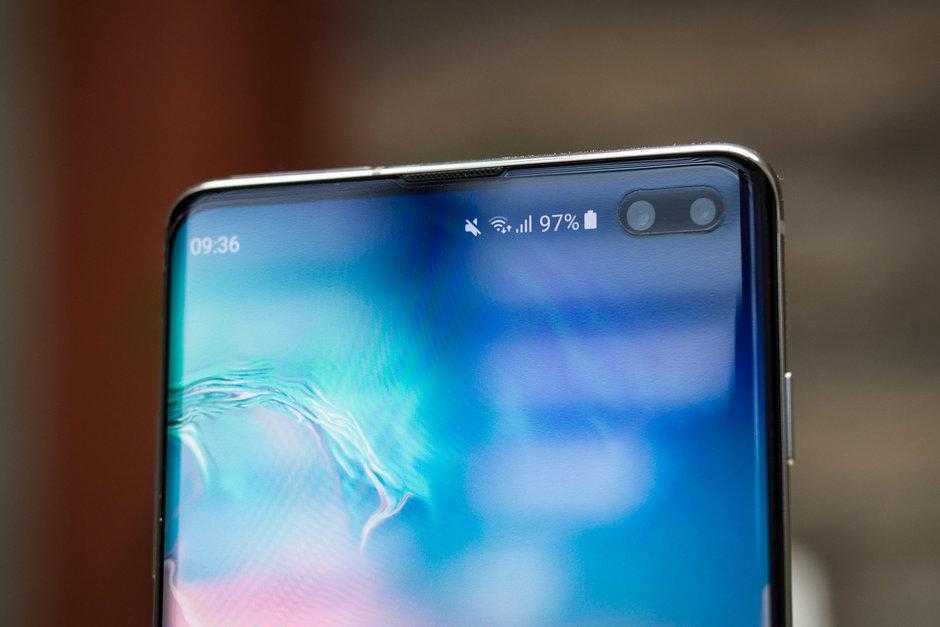 Samsung продаст 45 миллионов Galaxy S10 к концу года 3 galaxy s10 forecasts increased as differentiation from iphone boosts sales