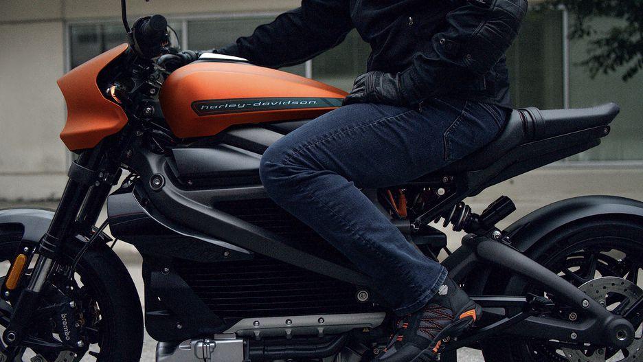 Harley-Davidson выпускает свой электромотоцикл Livewire 7 harley davidson livewire 004
