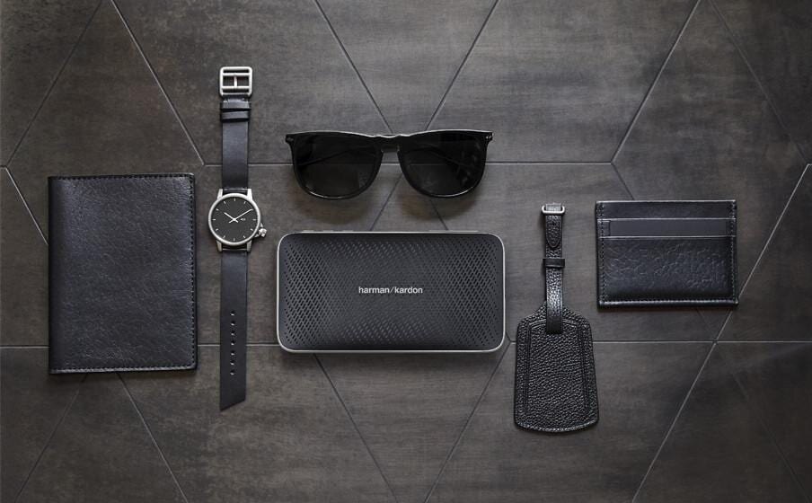 Harman Kardon выпустила портативную колонку Esquire Mini 2 в России 7 hk esquire mini2 black lifestyle02