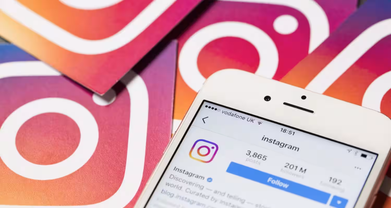 Из-за бага Instagram показывал сторис пользователей незнакомцам 2 instagram marcas