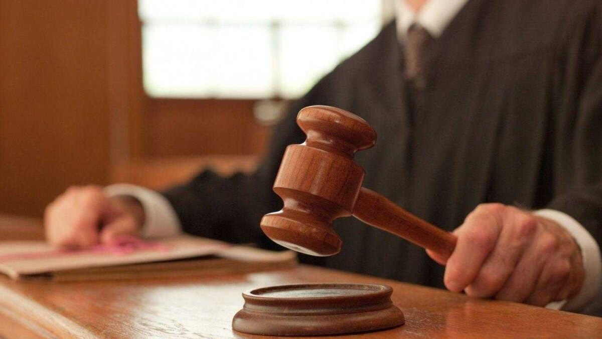 judge gavel
