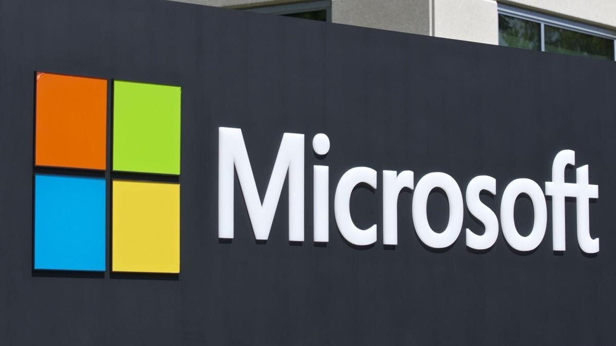 microsoft will deliver its own cloud