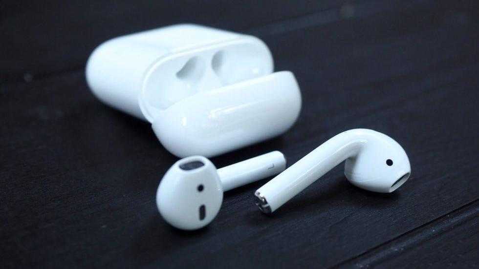 stala izvestna data vykhoda naushnikov airpods 2 3