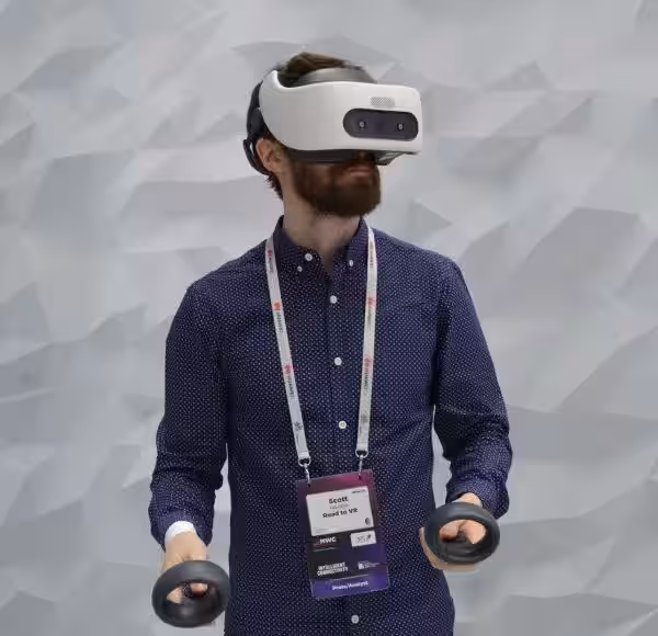 vive focus plus 1021x580 1