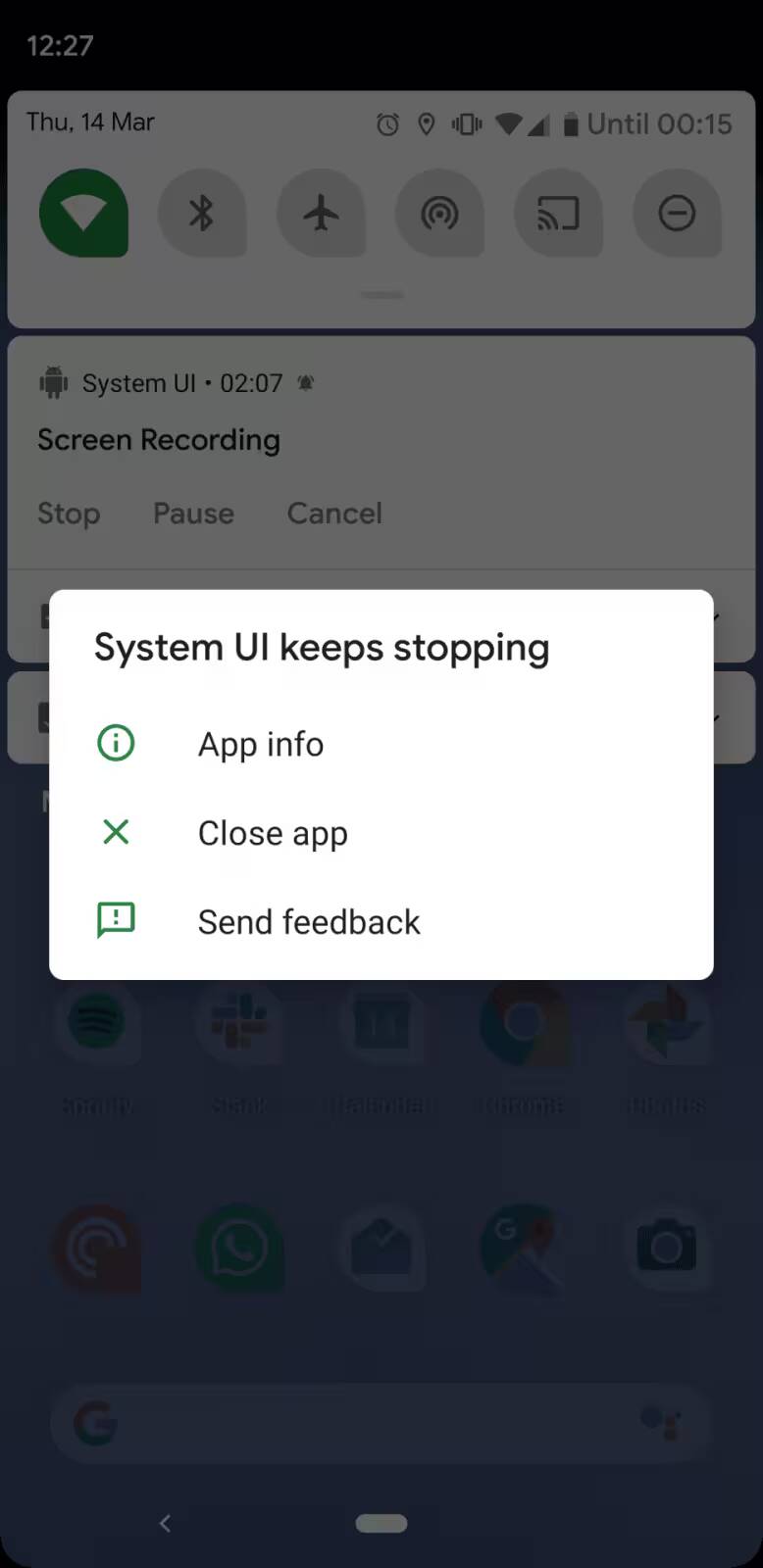 Сообщение о сбое системы UI на телефоне с опциями завершения