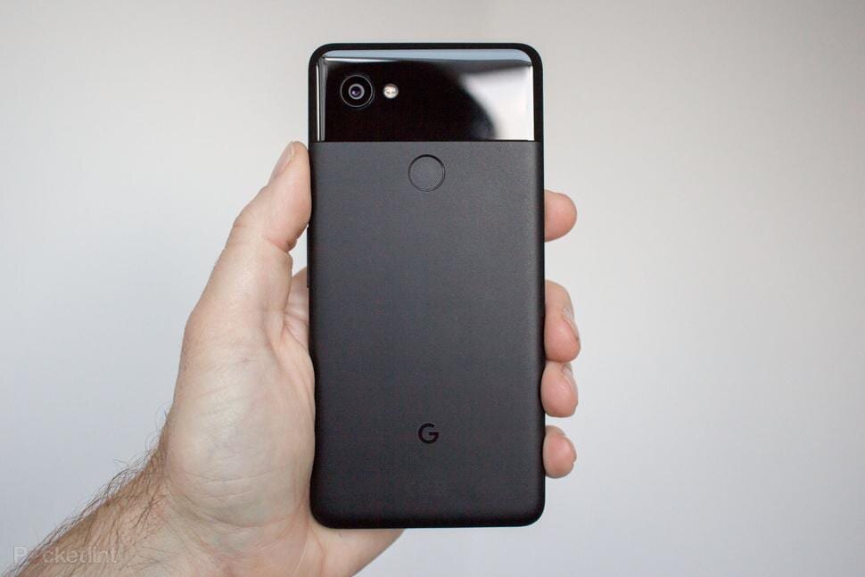 Google перестала продавать Pixel 2 и удалила его из магазина 3 142468 phones review google pixel 2 xl black image1 oq9fmu137f