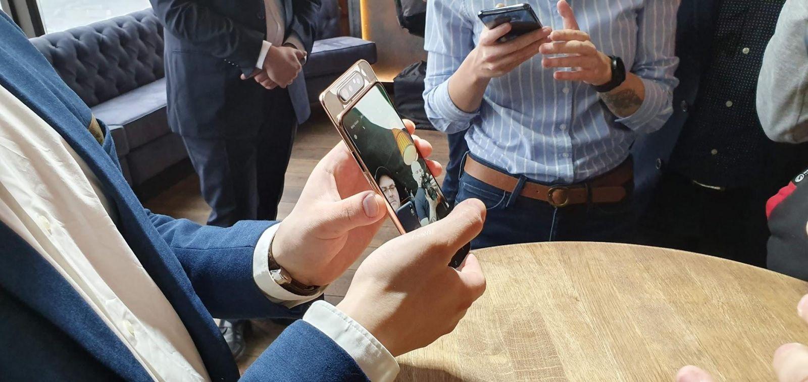 Samsung выпустил Galaxy A80 с вращающейся камерой 7 20190410 153858
