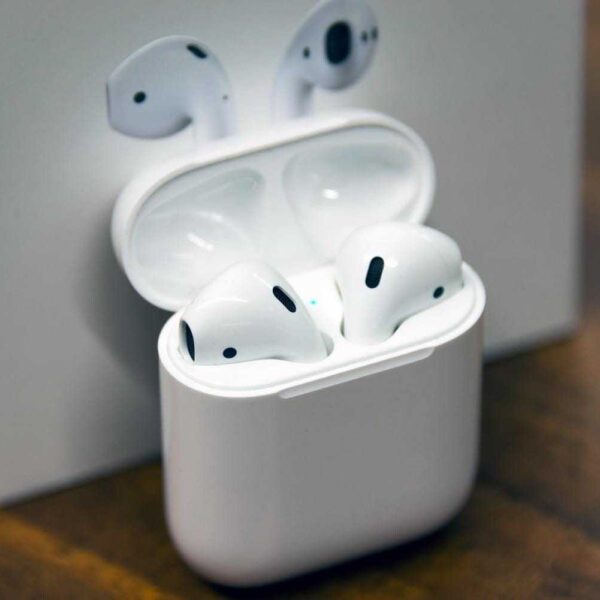 apple airpods incase