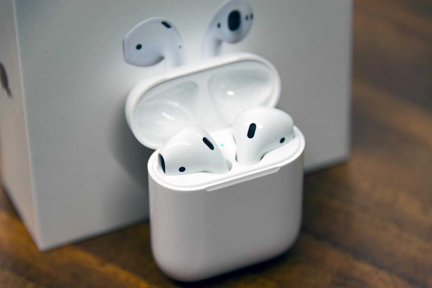 apple airpods incase