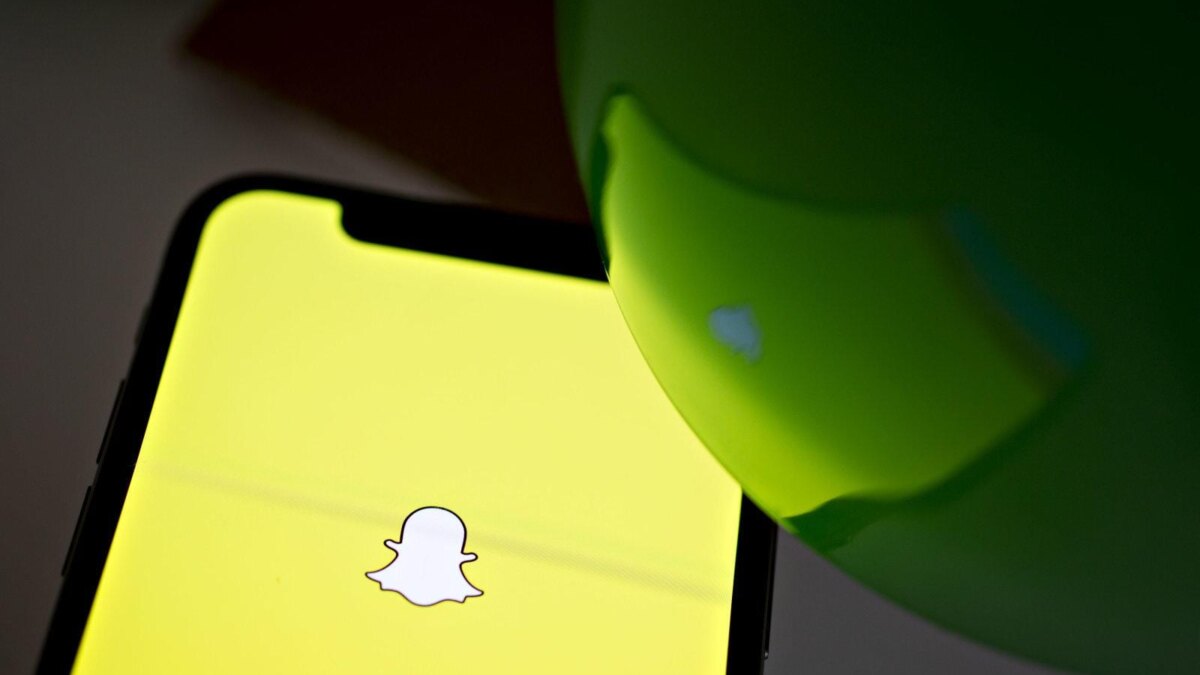 Snapchat тестирует чекины как в Foursquare 2 dims 15