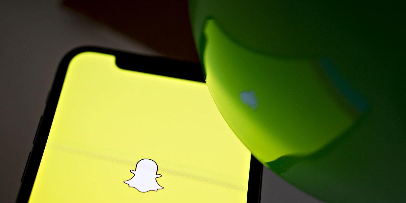 Snapchat тестирует чекины как в Foursquare 2 dims 15