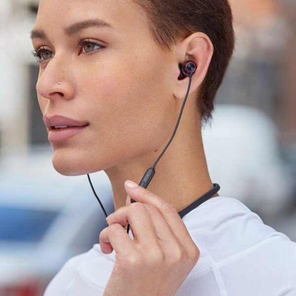 bullets wireless 2 1 980x654 1