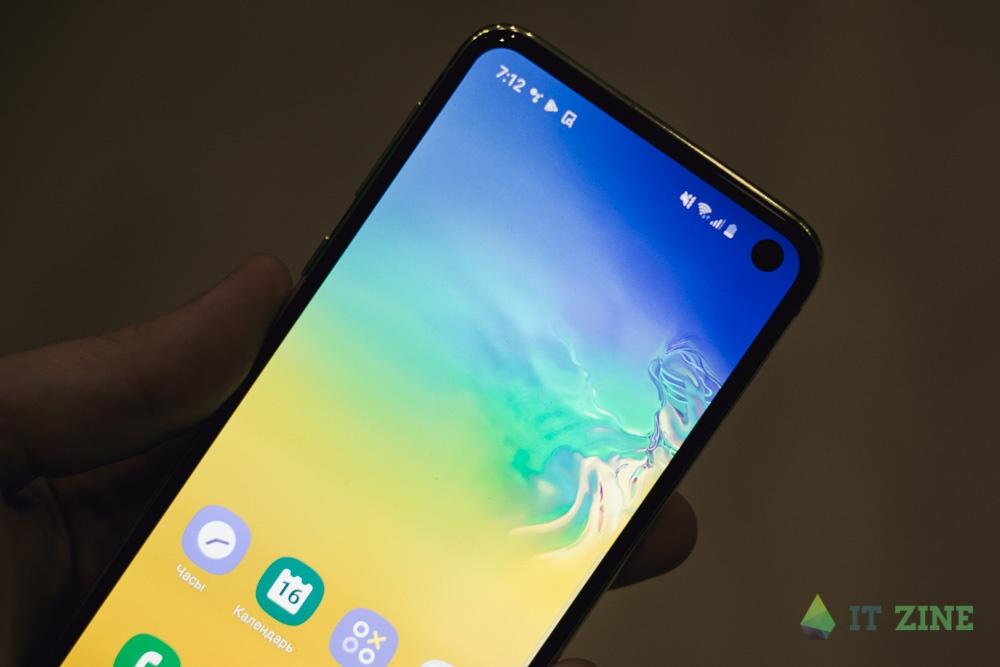 Обзор Samsung Galaxy S10e. Лучший компактный флагман 17 dsc 7258