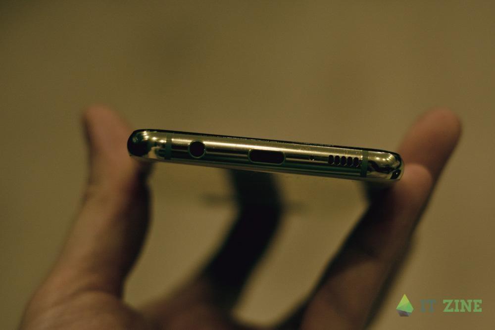 Обзор Samsung Galaxy S10e. Лучший компактный флагман 21 dsc 7260