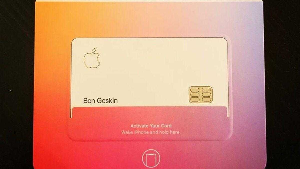 apple card real image 1200x720 1