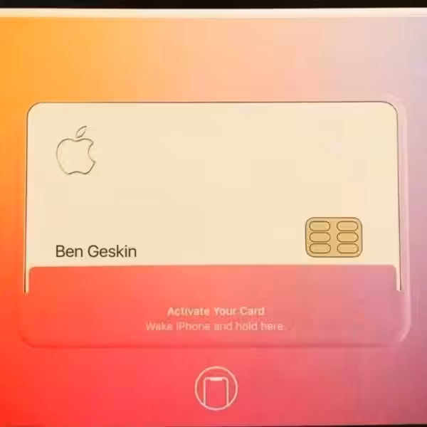 apple card real image 1200x720 1