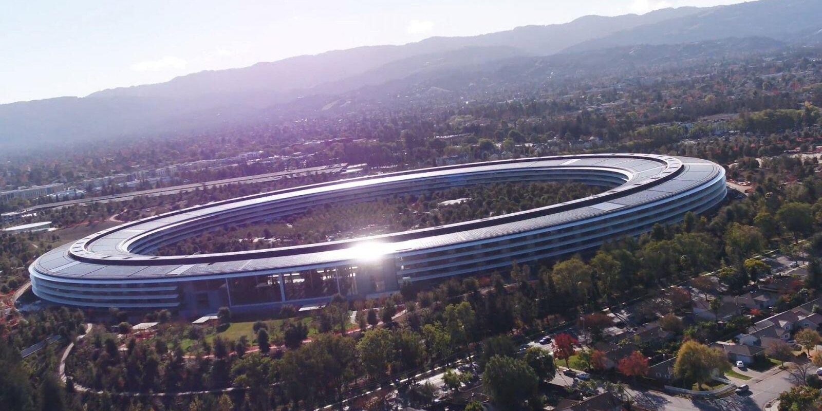 Apple пригласили журналистов на своё ежегодное мероприятие, посвящённое iPhone 4 apple park duncan sinfield 001 december 2017