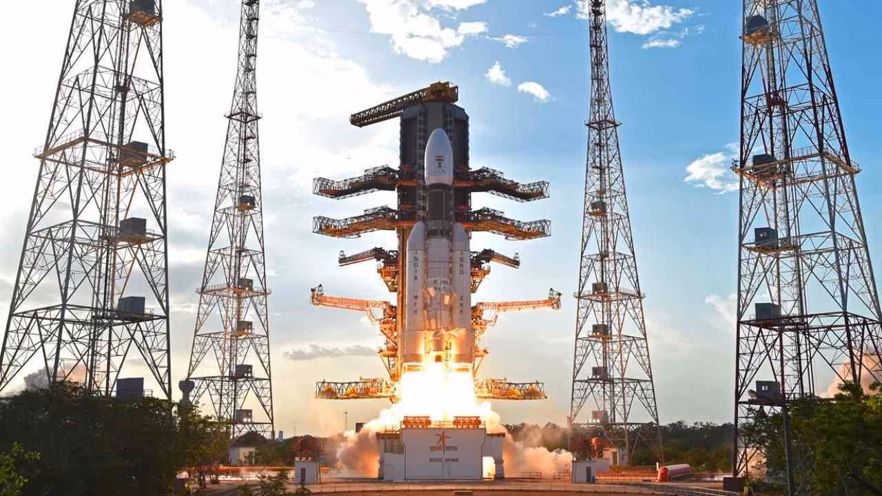 chandrayaan 2 integrated with gslv mk iii will be moved to launchpad by 7 july firstpost