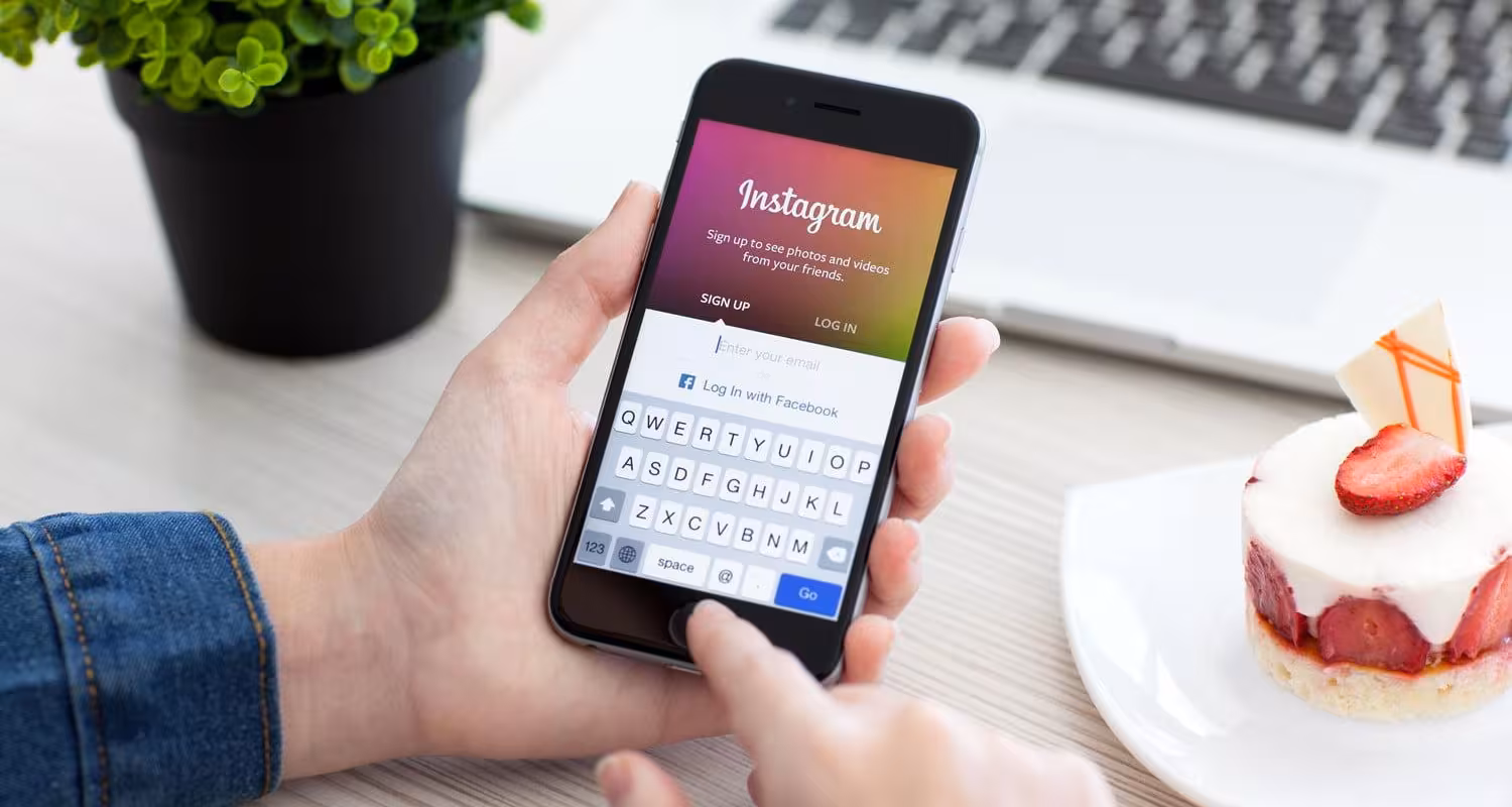 Instagram скрывает лайки на фото в Австралии 1 instagram keyboard app take pictures photos pics 3