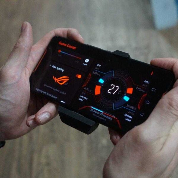 rog phone game centre 1220x813 1