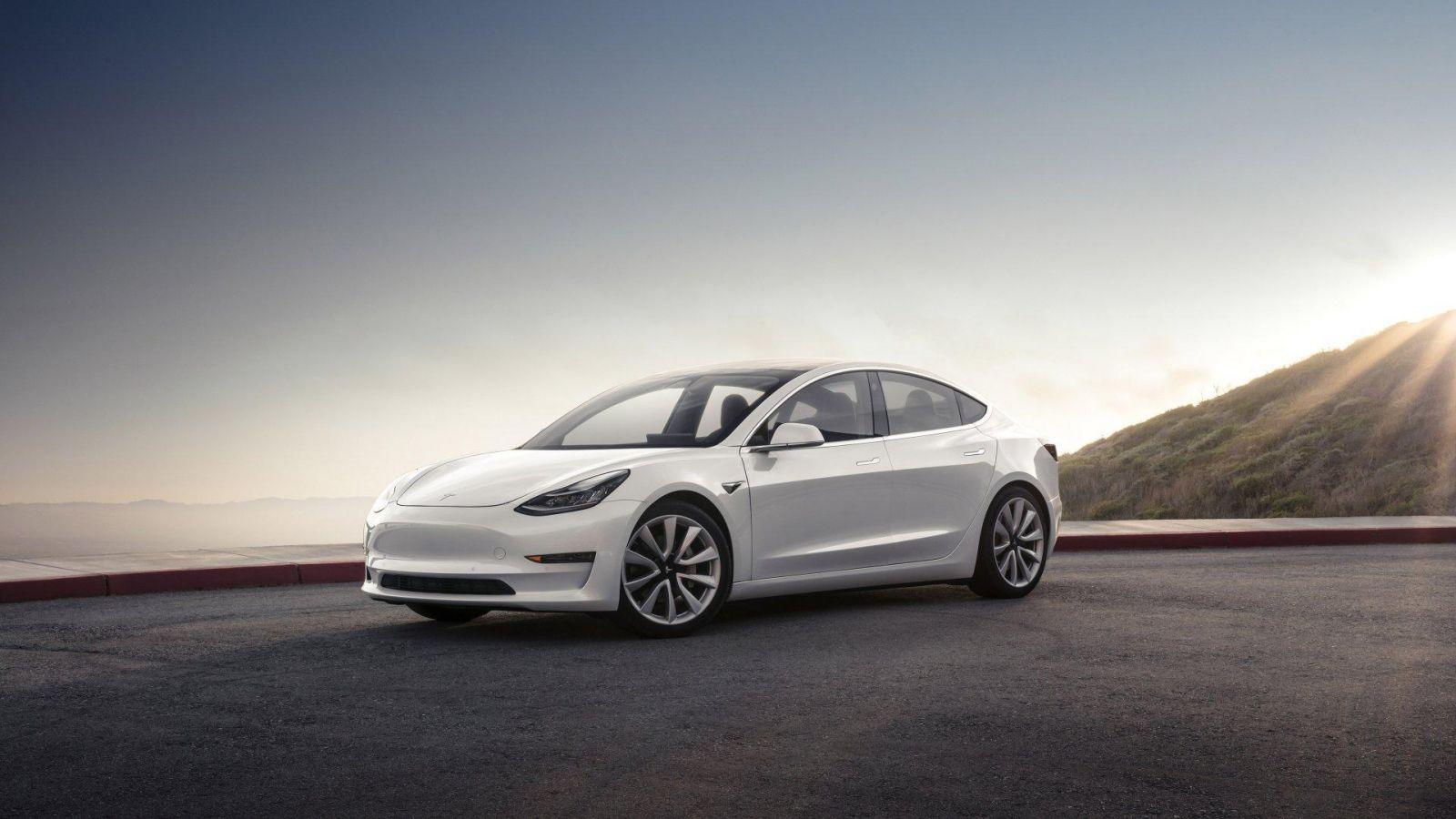 Tesla повышает цены на автомобили 5 tesla model 3 2017 lf