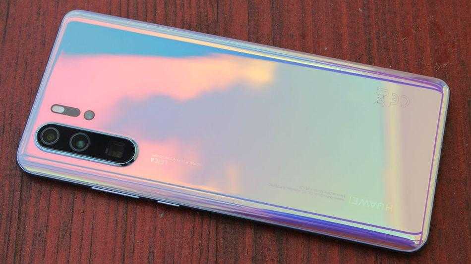 Huawei получает награду за лучший смартфон года 3 uploads2fcard2fimage2f9643662feb5a01b7 7735 4910 82b2