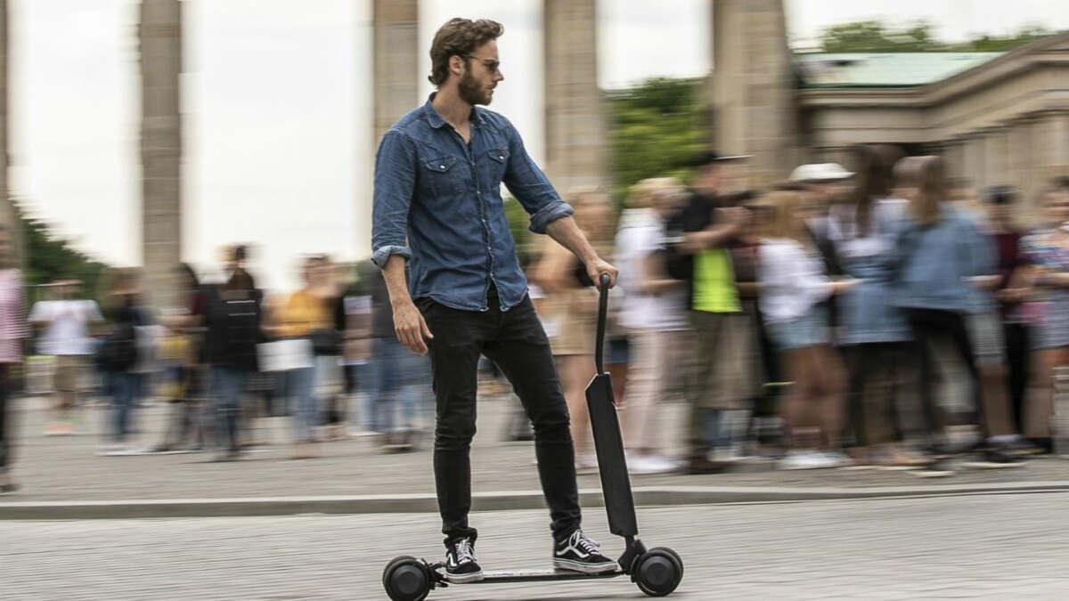2019 audi e tron scooter 01