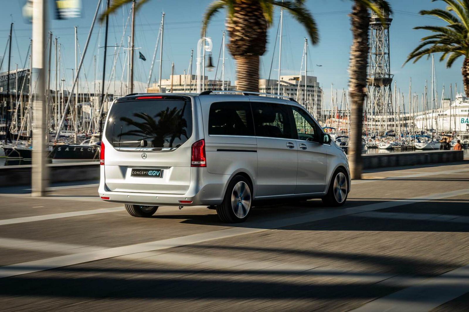 Mercedes-Benz представил минивэн EQV с электрическим двигателем 5 6