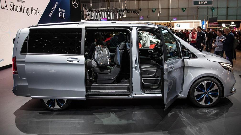 Mercedes-Benz представил минивэн EQV с электрическим двигателем 7 9 1