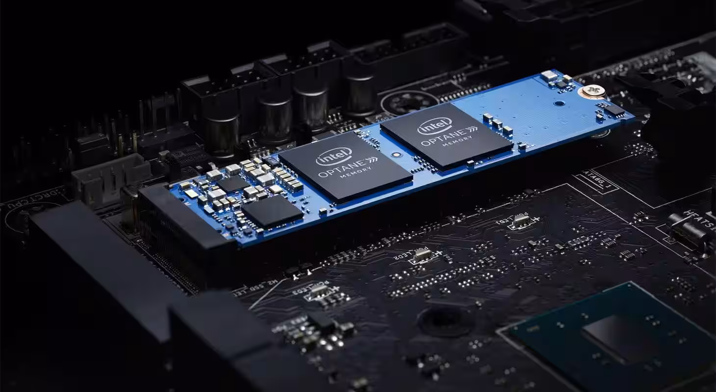 Исследователи обнаружили новую дыру в безопасности в процессорах Intel 2 intel 2 1460x1080 1