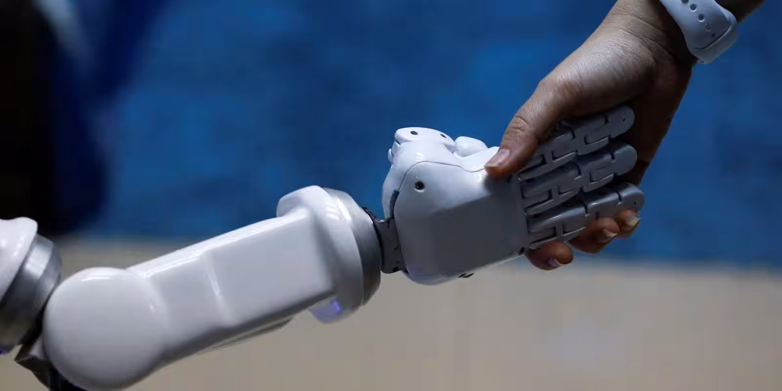 robot hand001