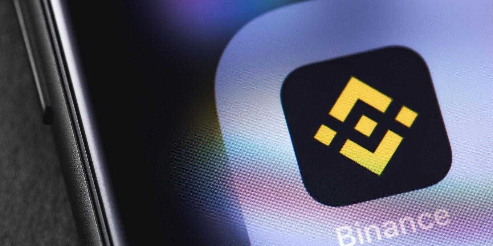 Приложение Binance вновь появилось в App Store после месячного перерыва 2 shutterstock 1336443173