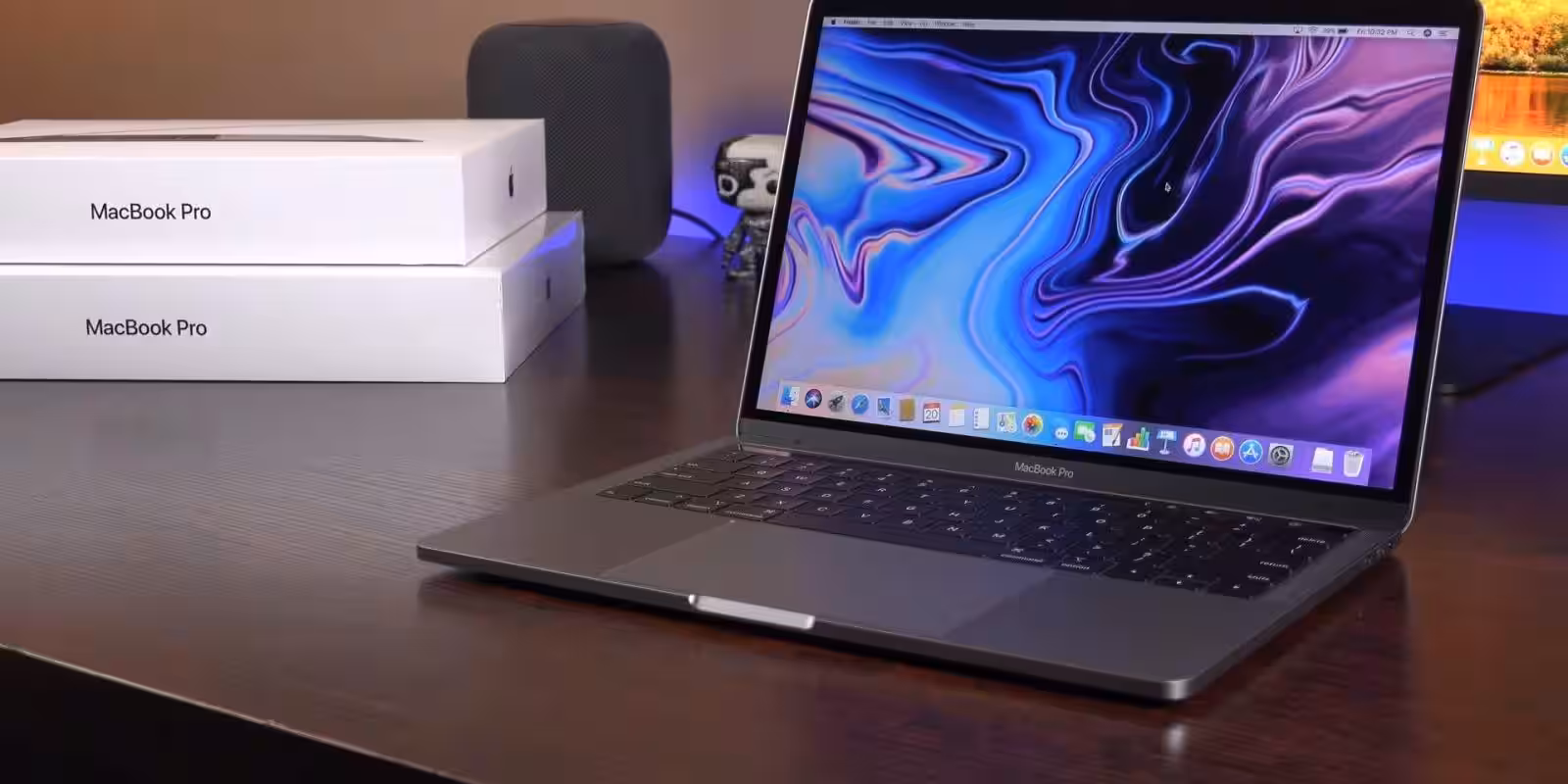 xapple macbook pro 13 mid 2018 11.jpg.pagespeed.ic .qlijtvczzg