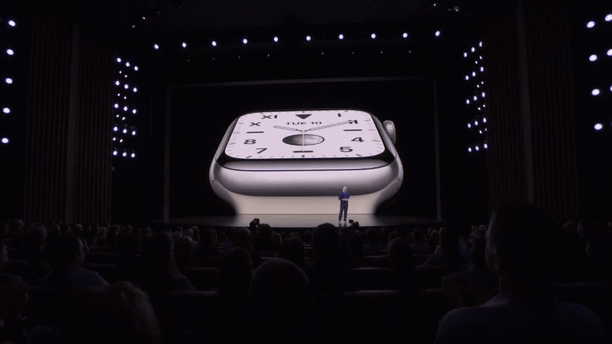 Apple показала новые умные часы Apple Watch series 5 14 2019 09 10 20 42 31