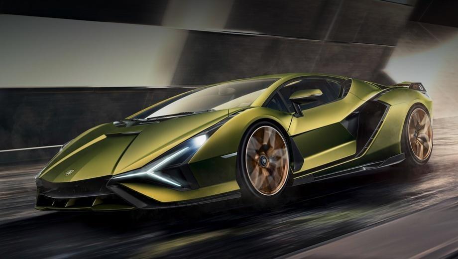 Lamborgini представили гибрид с разгоном 2,8 секунды до 100 км/ч 5 66