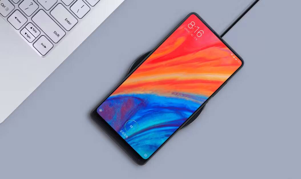Инсайдер опубликовал характеристики смартфона Xiaomi Mi Mix 4 1 Смартфон Xiaomi Mi Mix 4 с ярким дисплеем и черной рамкой