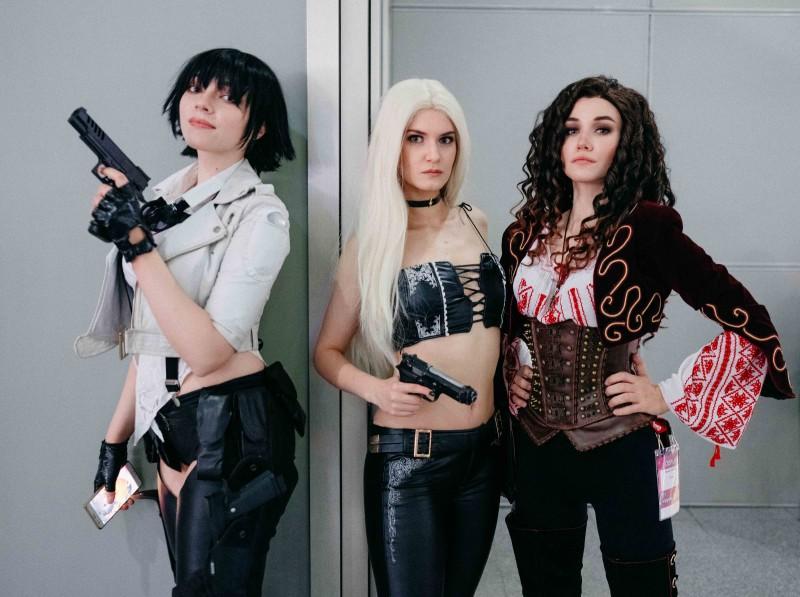 18+. Самые сексуальные девушки ИгроМира и Comic Con Russia 2019. День 2 52 1013298 800