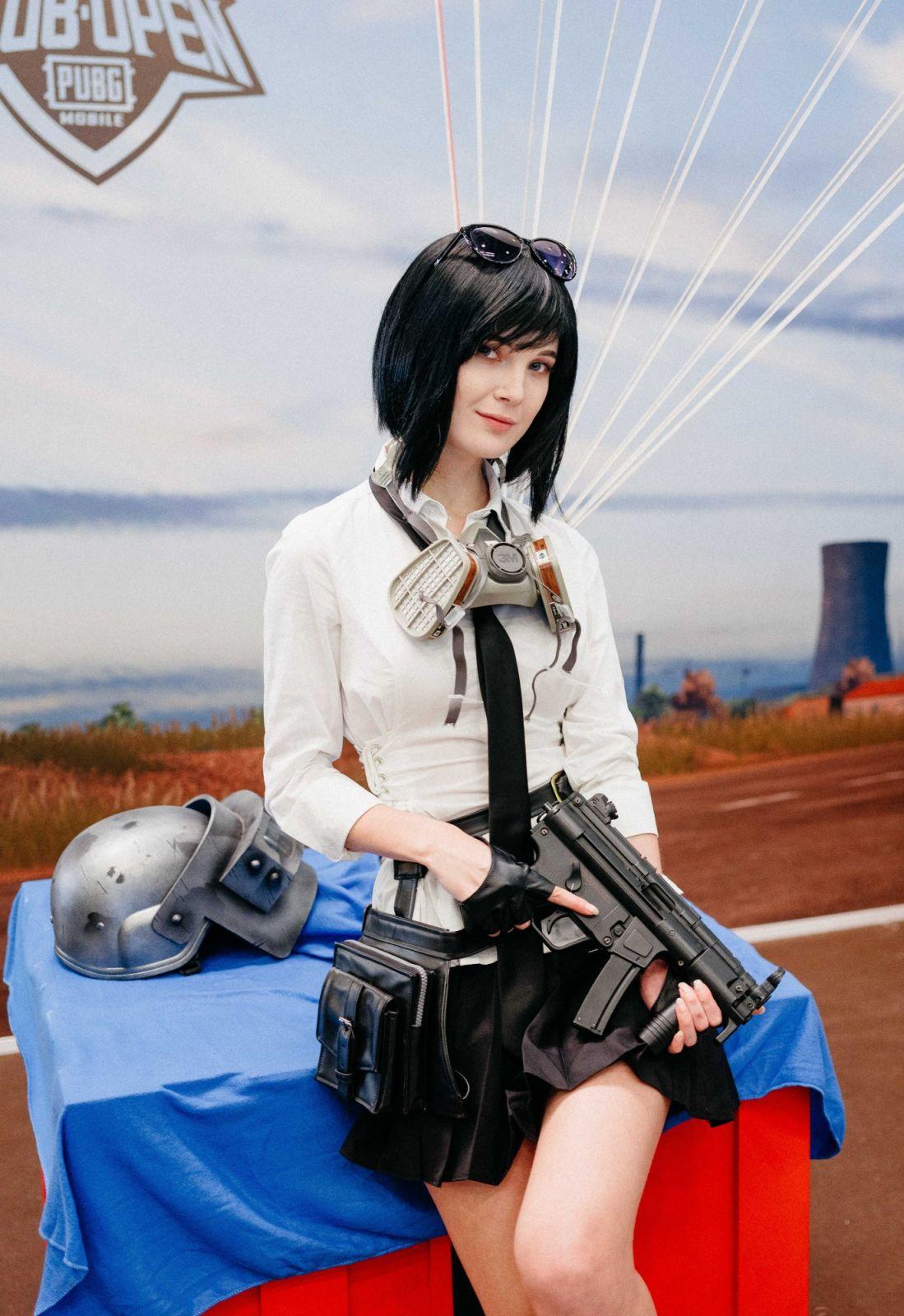 18+. Самые сексуальные девушки ИгроМира и Comic Con Russia 2019. День 2 58 1015014 2000