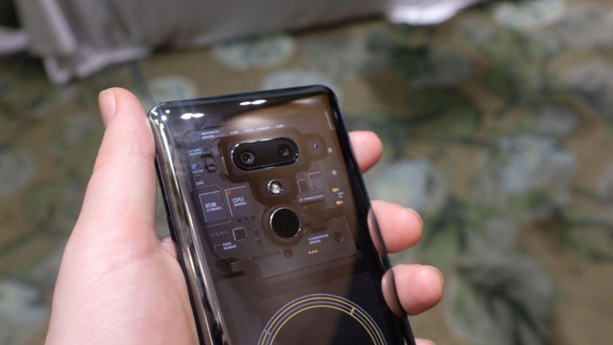 HTC представил смартфон со встроенным биткоин-кошельком 3 a closer look at htcs blockchain phone the exodus 1