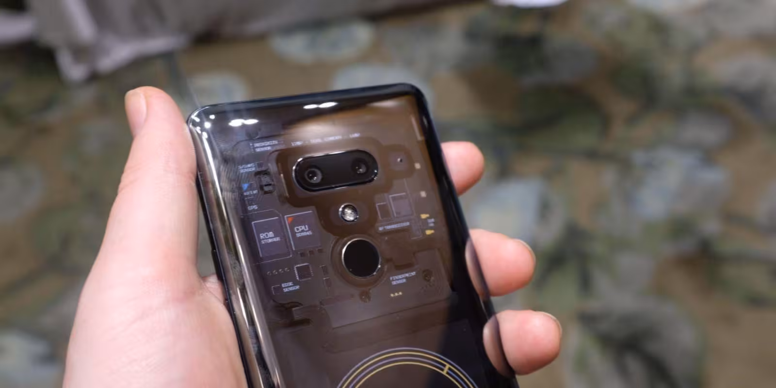 HTC представил смартфон со встроенным биткоин-кошельком 3 a closer look at htcs blockchain phone the exodus 1