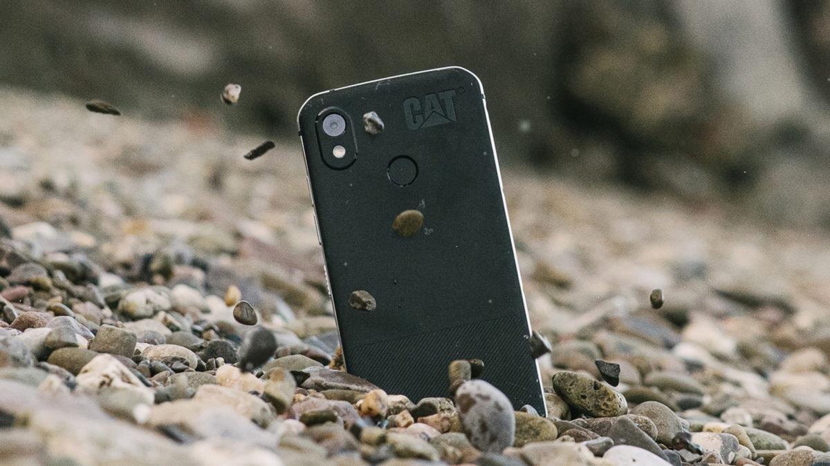 Компания CAT представила смартфон CAT S52 4 cat s52 1200x675 1