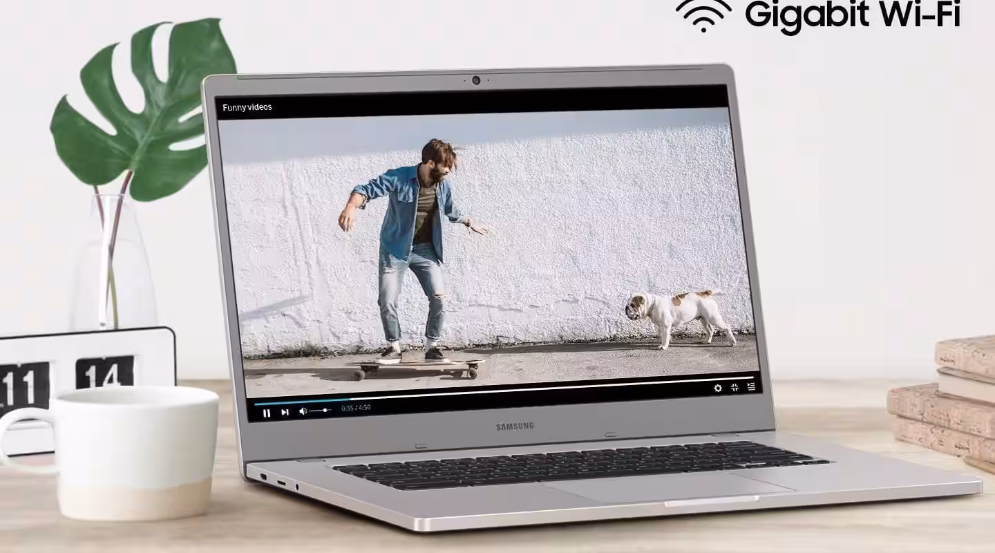 chromebook 4 plus lifestyle img 2