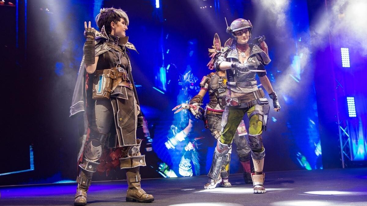 18+. ИгроМир и Comic Con Russia 2019. Самый необычный косплей. День 1 60 cosplay day1 14